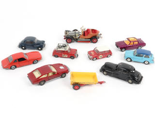Lot 120 - DIVERS (10)