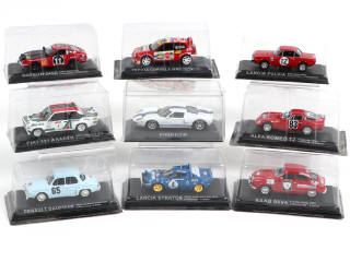 Lot 137 - DIVERS (9)