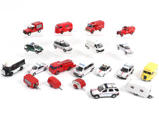 Lot 72 - DIVERS (20)