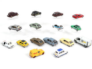 Lot 64 - DIVERS (16)