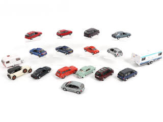 Lot 47 - DIVERS (17)