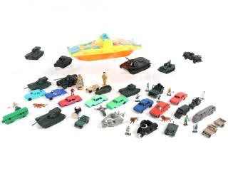 Lot 212 - DIVERS (1)