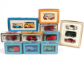 Lot 285 - CORGI TOYS (GB) (13)