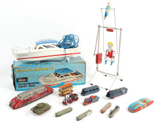 Lot 117 - DIVERS (14)