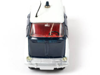 Lot 331 - DINKY TOYS (FRANCE) (3)