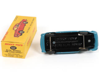 Lot 424 - DINKY TOYS (FRANCE) (1)