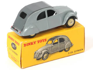 Lot 362 - DINKY TOYS (FRANCE) (1)