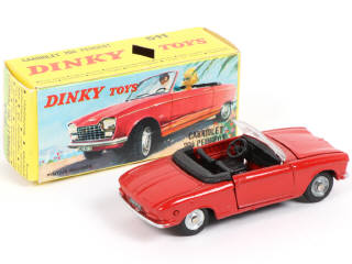Lot 405 - DINKY TOYS (FRANCE) (1)