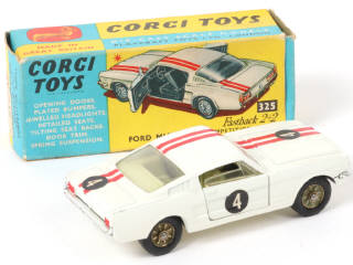 Lot 178 - CORGI TOYS (GB) (1)