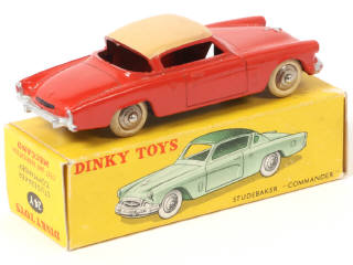 Lot 372 - DINKY TOYS (FRANCE) (1)