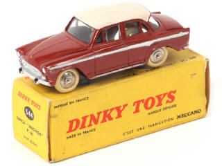 Lot 385 - DINKY TOYS (FRANCE) (1)