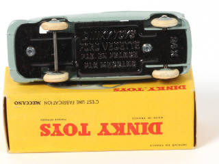 Lot 366 - DINKY TOYS (FRANCE) (1)