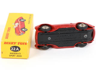 Lot 338 - DINKY TOYS (FRANCE) (1)