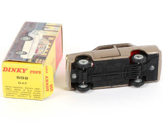 Lot 446 - DINKY TOYS (FRANCE) (1)