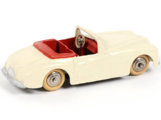 Lot 327 - DINKY TOYS (FRANCE) (1)