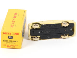 Lot 347 - DINKY TOYS (FRANCE) (1)