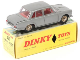 Lot 392 - DINKY TOYS (FRANCE) (1)