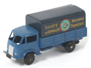 Lot 470 - DINKY TOYS (FRANCE) (1)