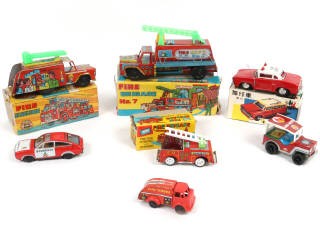 Lot 36 - DIVERS (7)