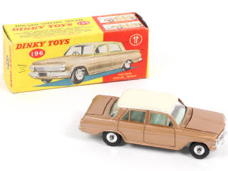 Lot 271 - DINKY TOYS (GB) (1)