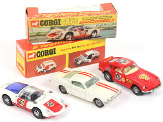 Lot 162 - CORGI TOYS (GB) (3)
