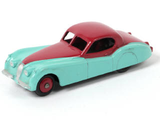 Lot 249 - DINKY TOYS (GB) (1)