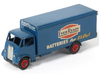 Lot 264 - DINKY TOYS (GB) (1)
