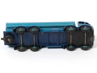 Lot 268 - DINKY TOYS (GB) (1)