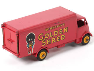 Lot 262 - DINKY TOYS (GB) (1)