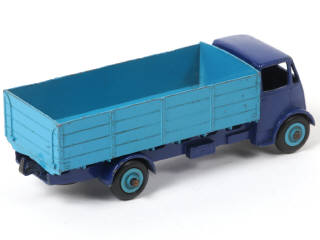Lot 259 - DINKY TOYS (GB) (1)