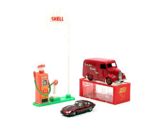 Lot 759 - DINKY TOYS GB (3)