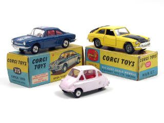 Lot 726 - CORGI TOYS (GB) (3)