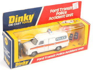 Lot 273 - DINKY TOYS (GB) (1)