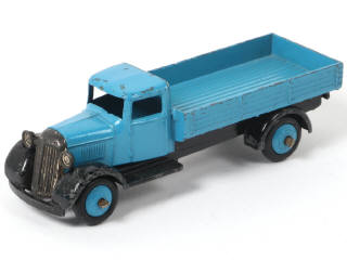 Lot 249 - DINKY TOYS (GB) (1)