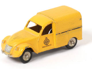 Lot 310 - DINKY TOYS (FRANCE) (1)