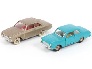 Lot 344 - DINKY TOYS (FRANCE) (2)