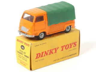 Lot 338 - DINKY TOYS (FRANCE) (1)