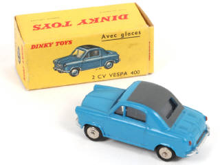 Lot 324 - DINKY TOYS (FRANCE) (1)
