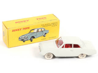Lot 346 - DINKY TOYS (FRANCE) (1)