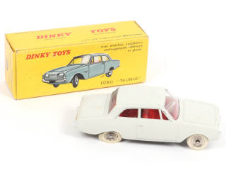 Lot 346 - DINKY TOYS (FRANCE) (1)