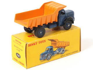 Lot 382 - DINKY TOYS (FRANCE) (1)