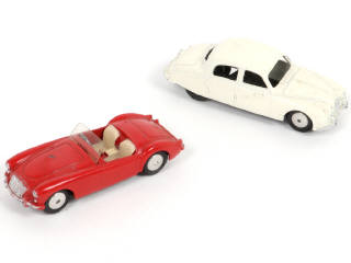 Lot 179 - CORGI TOYS (GB) (2)