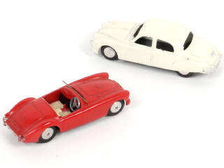 Lot 179 - CORGI TOYS (GB) (2)