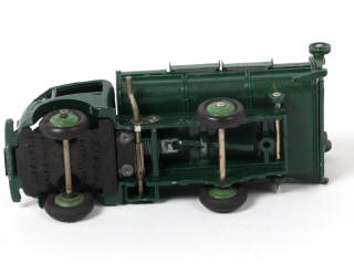 Lot 369 - DINKY TOYS (FRANCE) (1)