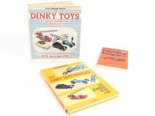 Lot 3 - DIVERS (3)