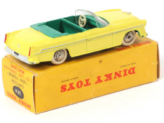 Lot 318 - DINKY TOYS (FRANCE) (1)