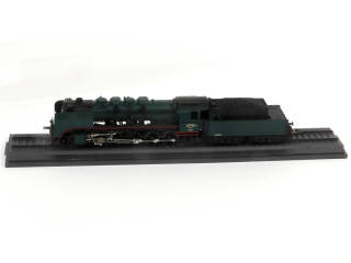 Lot 15 - DIVERS 'HO' (1)