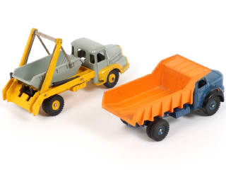 Lot 411 - DINKY TOYS (FRANCE) (2)
