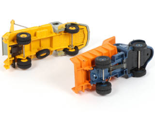 Lot 411 - DINKY TOYS (FRANCE) (2)