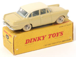Lot 320 - DINKY TOYS (FRANCE) (1)